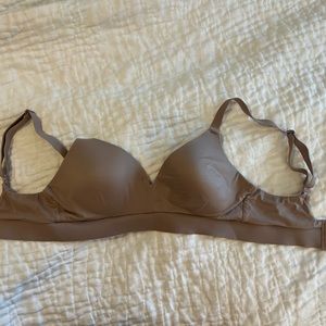 New Kindred Bravely Nursing Bra - Never Used